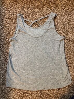 Beyond Yoga Light Grey Scoop Neck Tank with Cross-Back Straps